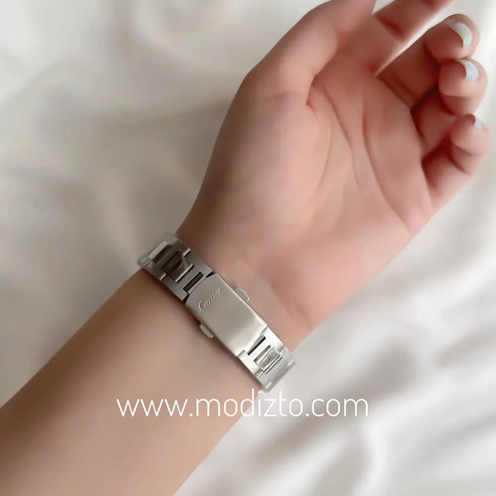 ساعت مچی زنانه طرح کارتیر بالن بلو صفحه سفید تقویم دار — تصویر ۳