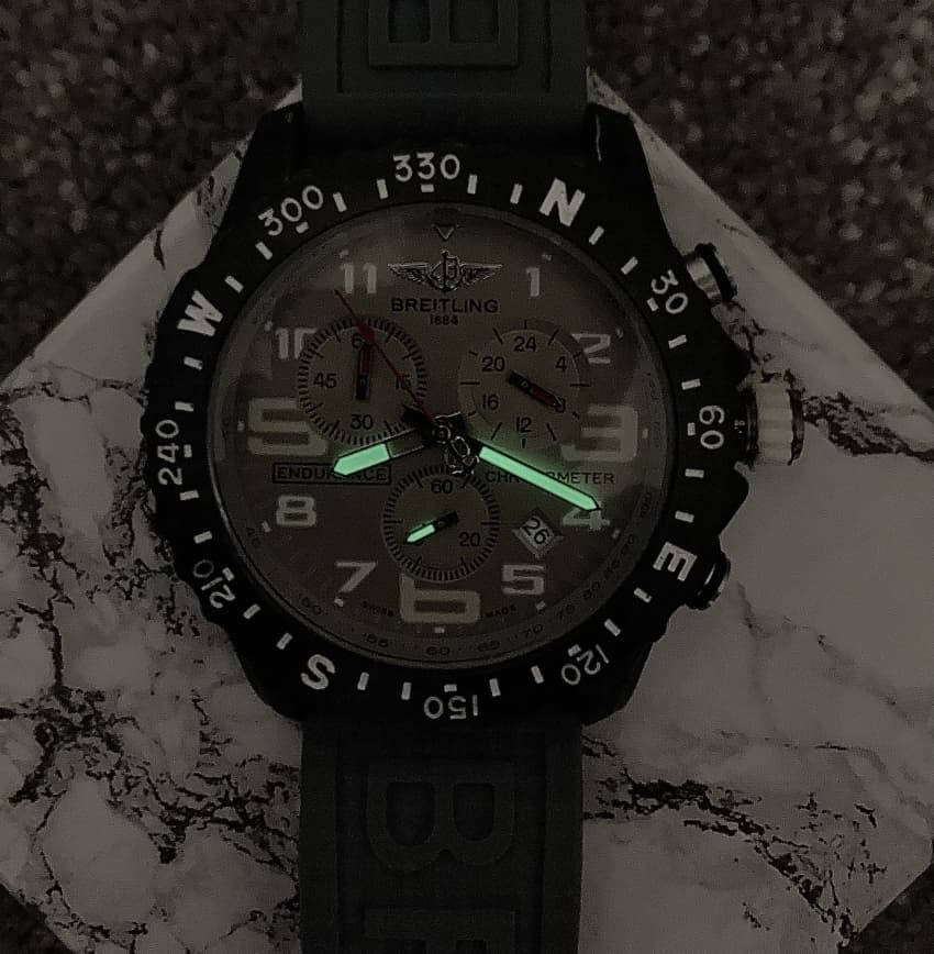 ساعت Breitling Endurance Pro Chronometer چرخش قاب — تصویر ۲