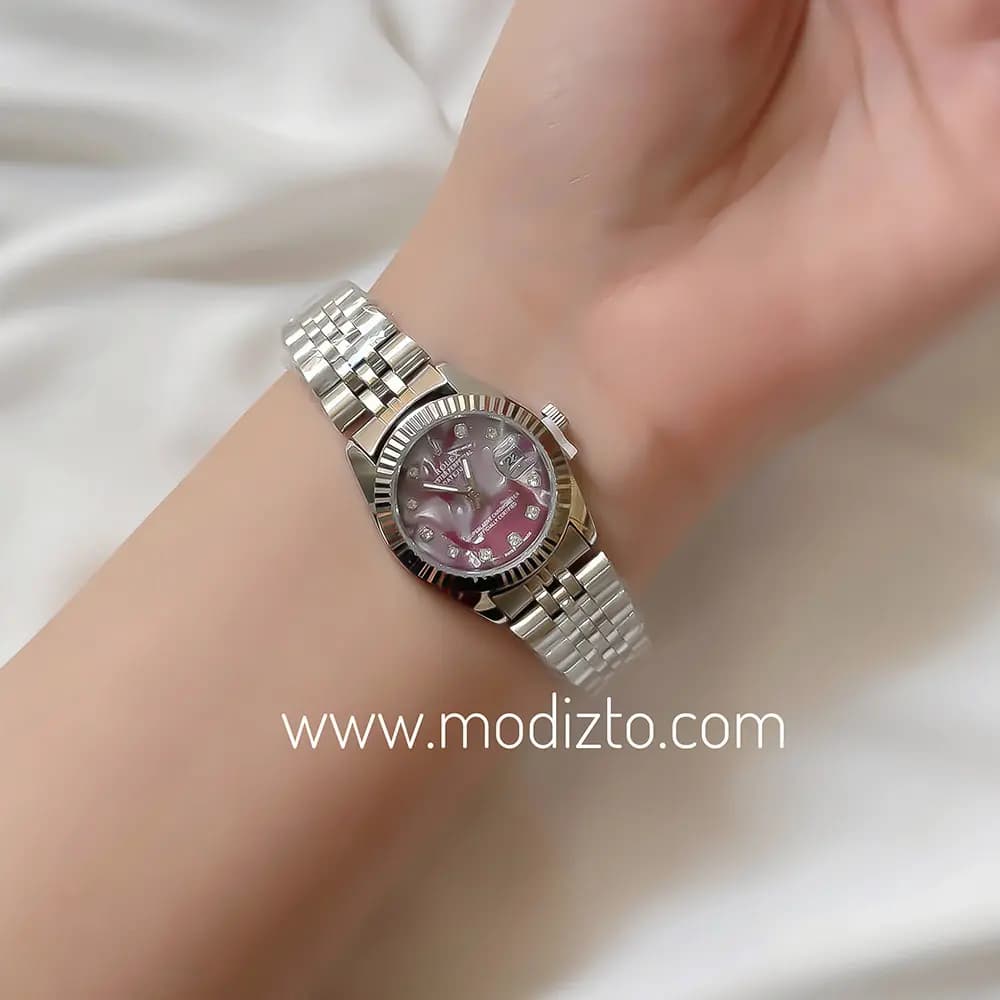 ساعت مچی زنانه طرح رولکس Rolex صفحه صدفی زرشکی مدل Date just — تصویر ۲