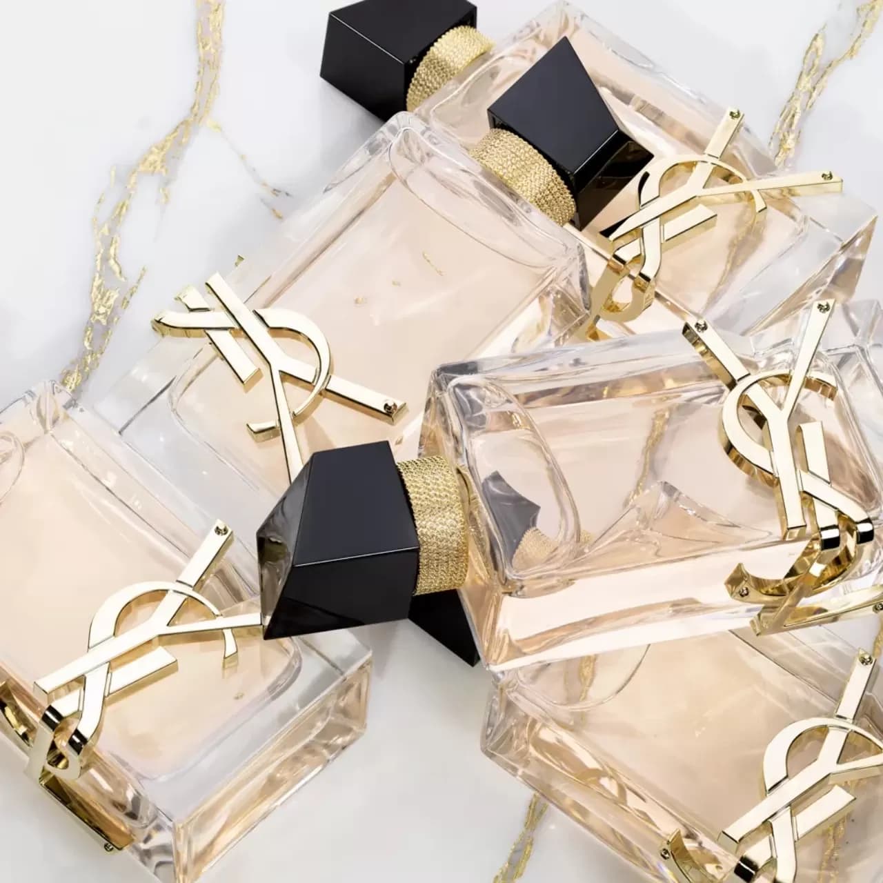 عطر ایو سن لوران لیبره ادو تویلت | Yves Saint Laurent Libre EDT — تصویر ۷