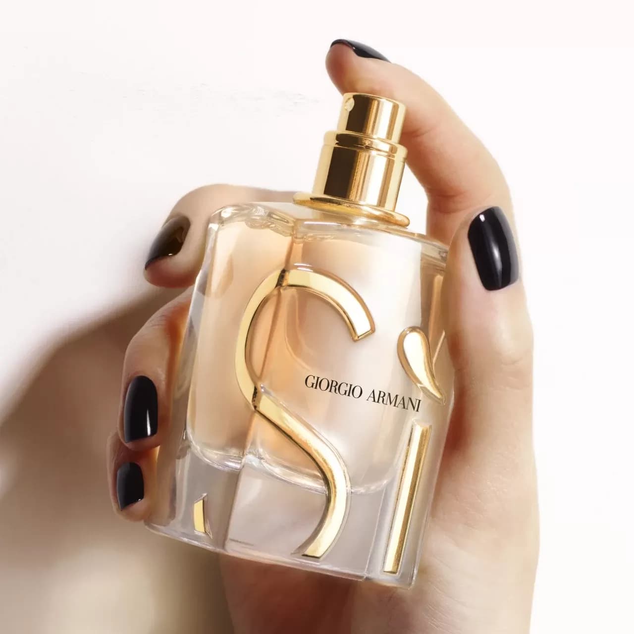 عطر جورجیو آرمانی سی | Giorgio Armani Si — تصویر ۴