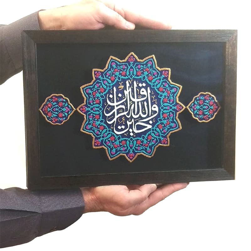 لوح نقش برجسته طرح و الله خیر الرازقین — تصویر ۴