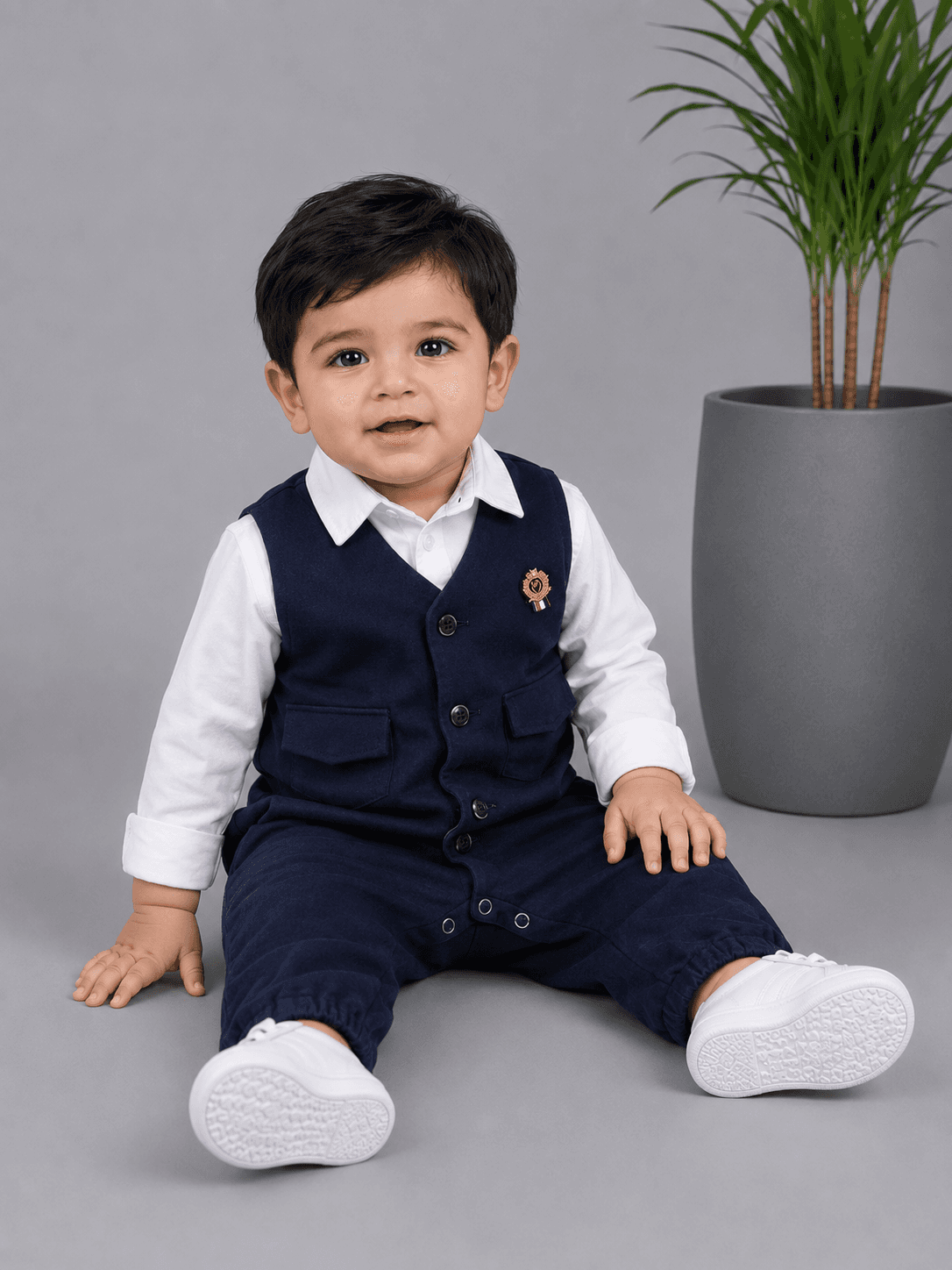 ست لباس نوزادی مجلسی مارک tbb kids کد2005003