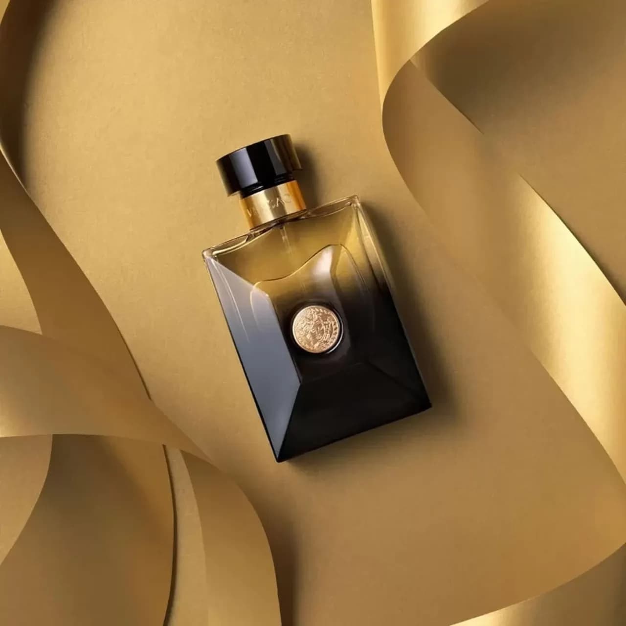 عطر ورساچه پورهوم عود نویر | Versace Pour Homme Oud Noir — تصویر ۴
