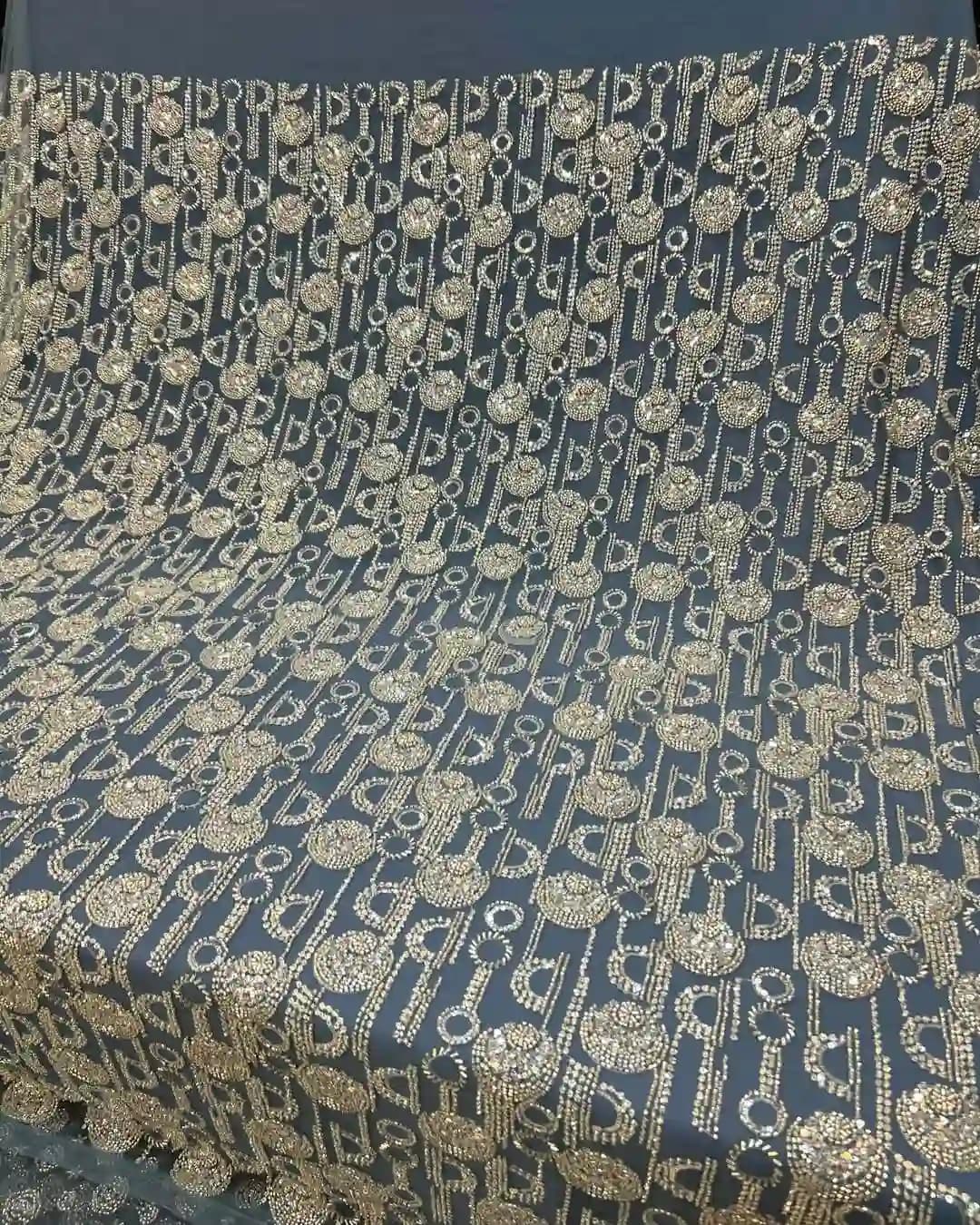 پارچه مجلسی مدل یکدست منجوق باران — تصویر ۲