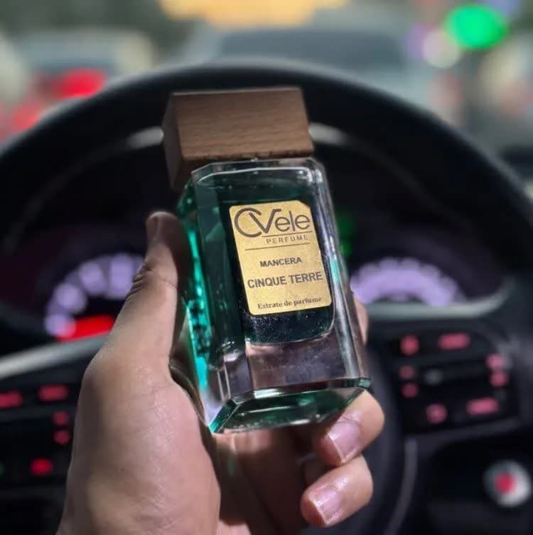 عطر ادکلن چینکوئه تره مانسرا-رویال گرید — تصویر ۲