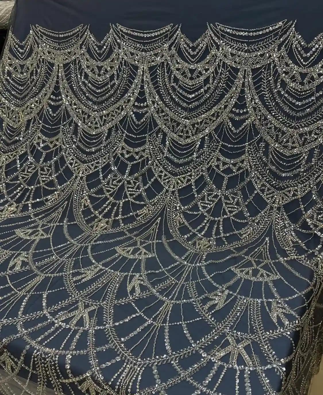 پارچه مجلسی دیزاین گردنبندی مصری — تصویر ۵