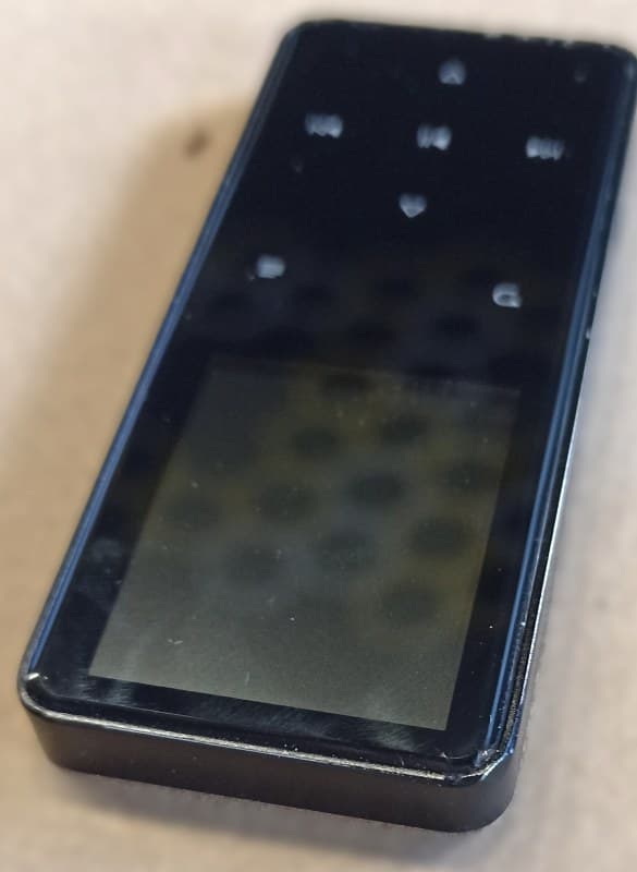 پخش کننده موسیقی MP3 پلیر 64 گیگابایتی (دارای خط و خش روی بدنه) — تصویر ۳