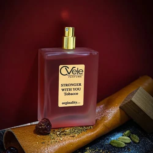 عطر استرانگر ویت یو توباکو- رویال گرید