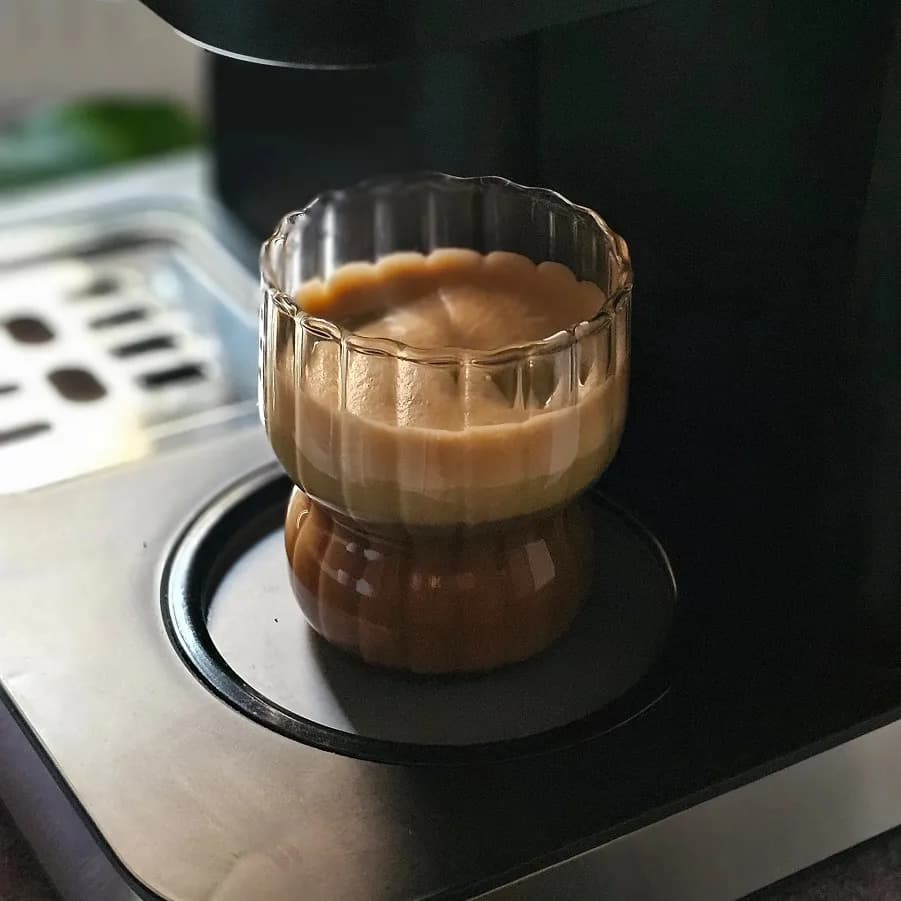 لیوان پیرکس شیاردار کوچک — تصویر ۳