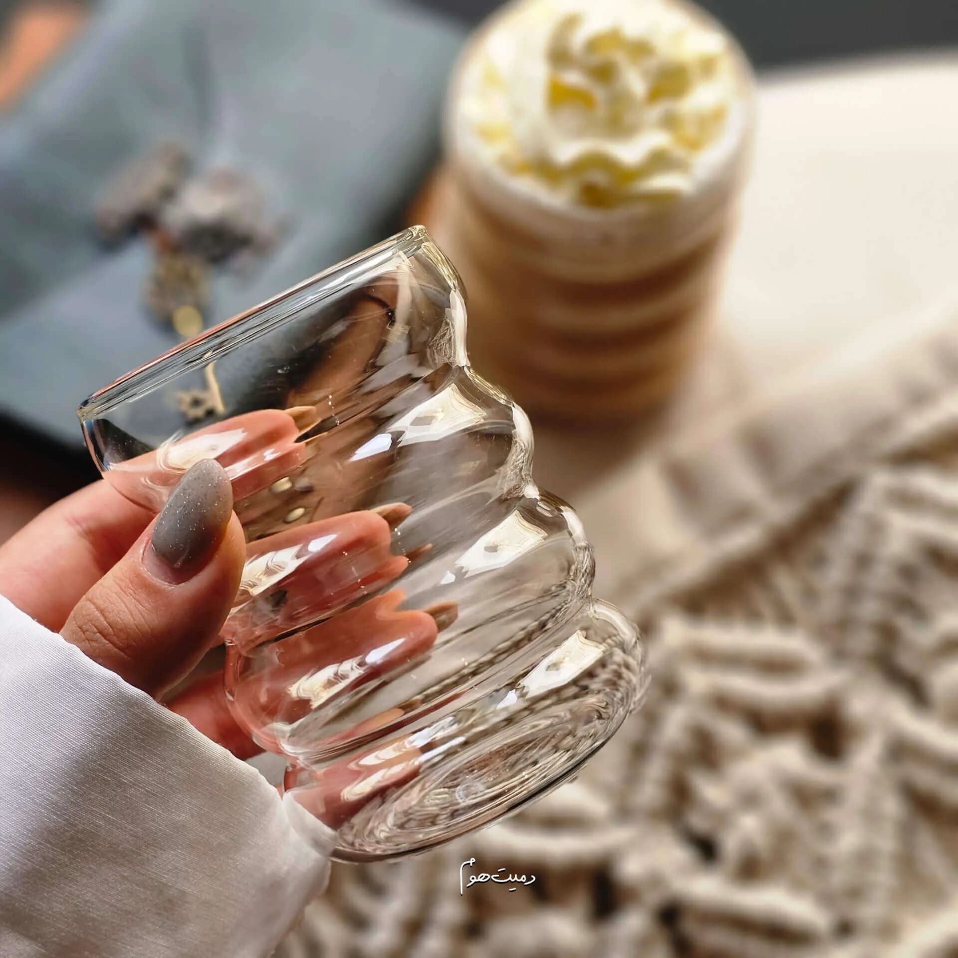 لیوان پیرکس دوناتی چهار حلقه — تصویر ۲