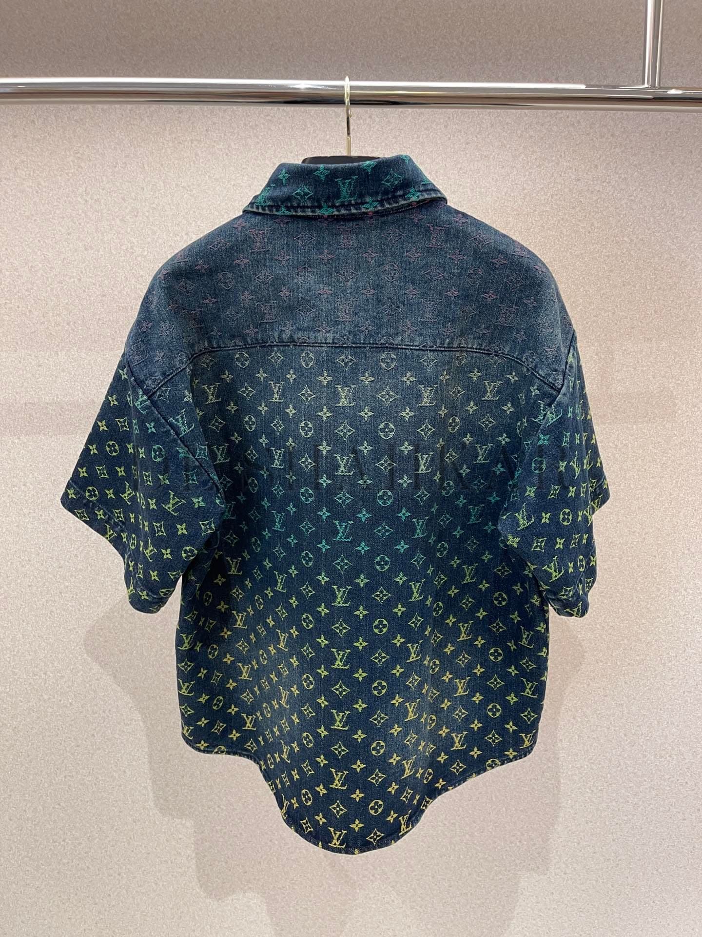 پیراهن لویی ویتون LOUIS VUITTON 2023 — تصویر ۸