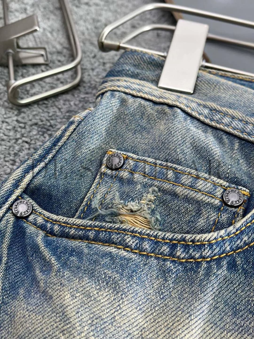 شلوار بگ کروم هارتص CHROME HEARTS — تصویر ۴