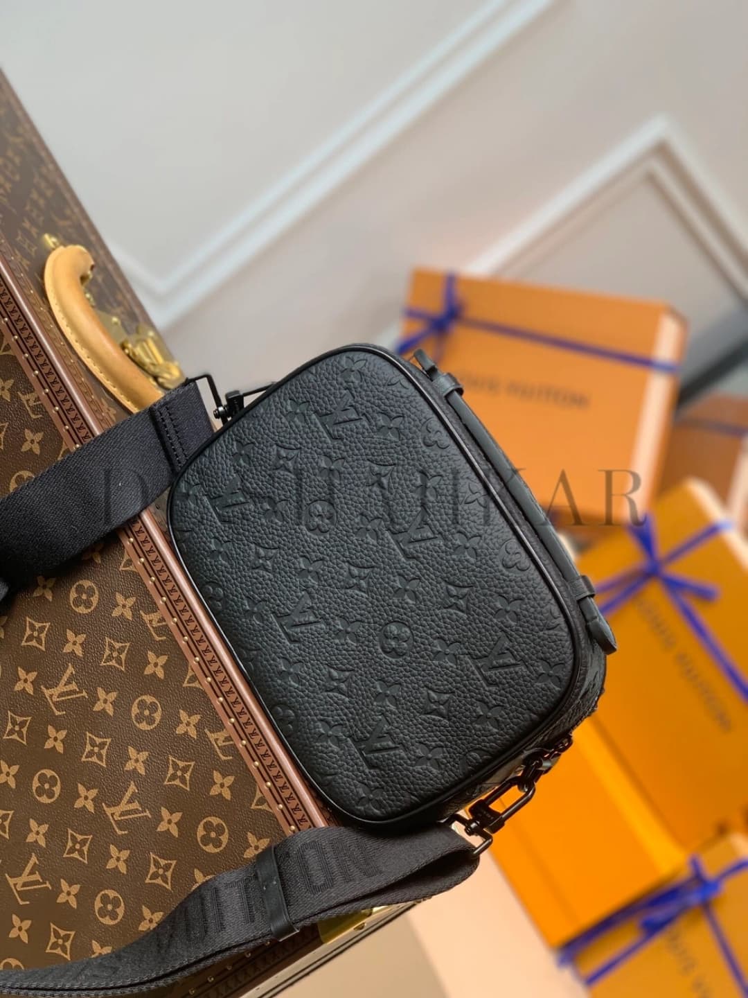 کیف لویی ویتون LOUIS VUITTON مدل پیامرسان — تصویر ۵