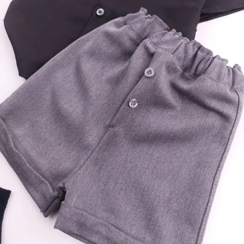 ست تاپ و شلوارک دخترانه محرمی نخی مشکی طرح بالک دار سایز 6 تا 36 ماه — تصویر ۴
