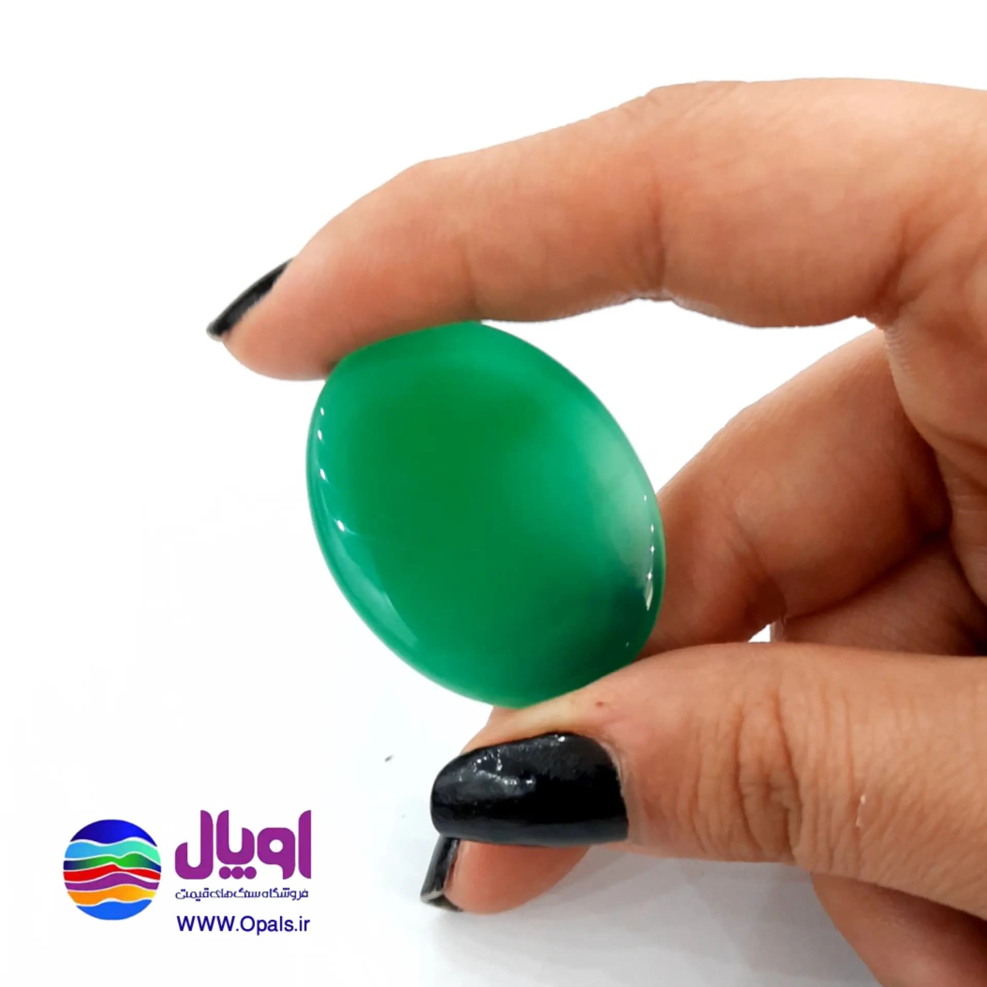 نگین عقیق سبز بیضی 9.52 گرم — تصویر ۳