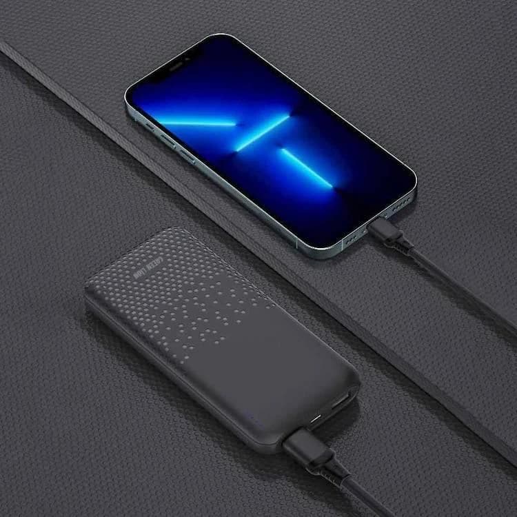 پاوربانک گرین لاین مدل GREEN LION ROME GNRME10KPBBK ULTRA SLIM 10000mAh — تصویر ۲