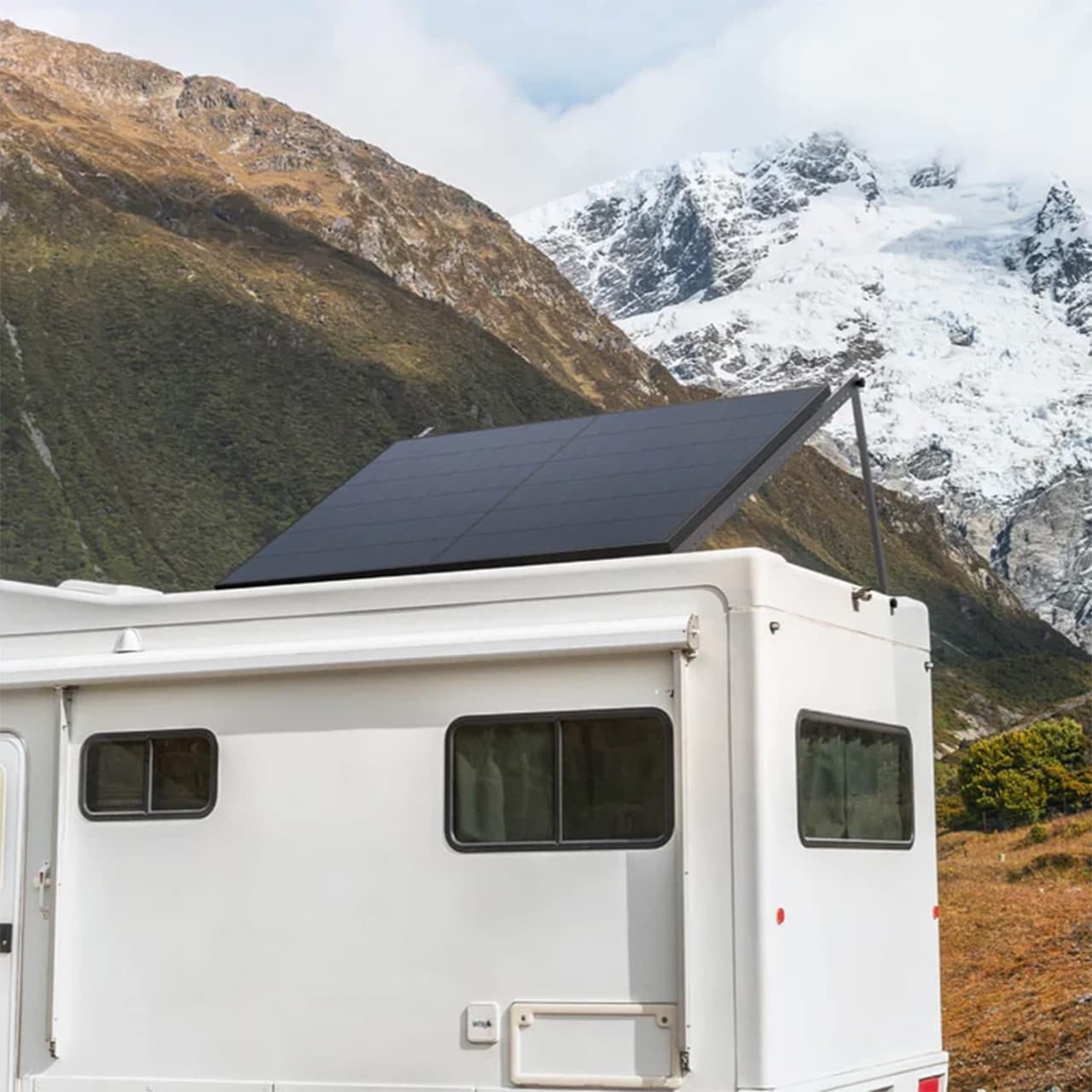 پنل خورشیدی EcoFlow 400W Rigid Solar Panel — تصویر ۳
