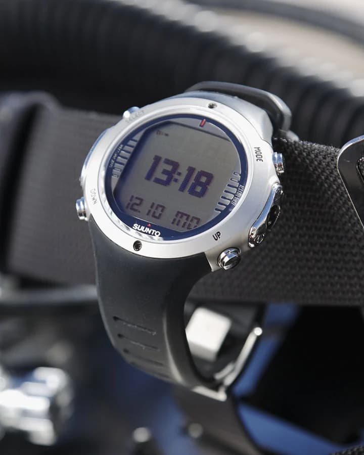 کامپیوتر غواصی سانتو SUUNTO D6i دایو کامپیوتر — تصویر ۴