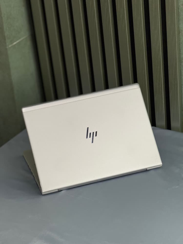 لپ تاپ استوک اچ‌پی EliteBook 745 G6 Ryzen 5 ظرفیت ۱۶ گیگابایت حافظه ۲۵۶ گیگابایت SSD گرافیک ۲ گیگابایت