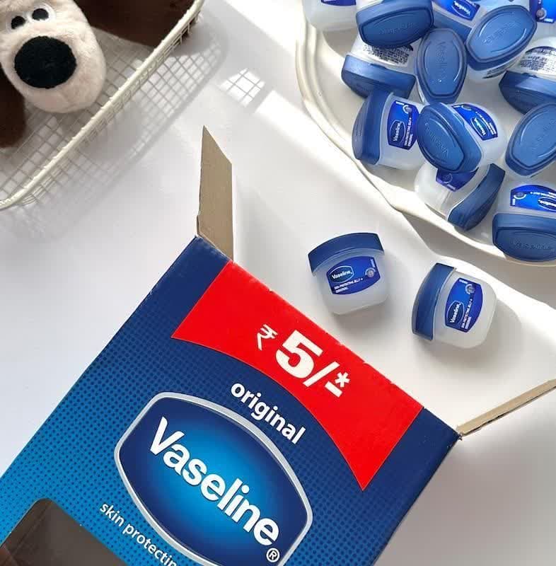 بالم لب مینی وازلین Vaselin