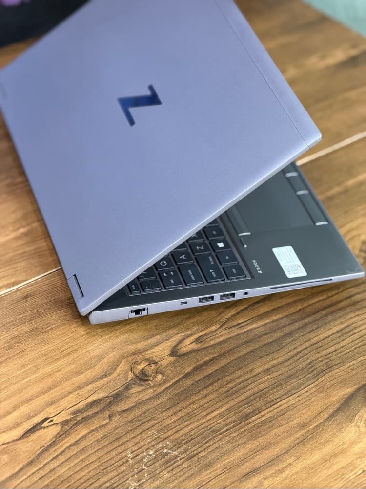 لپ تاپ اچ‌پی ZBook Fury G7 ظرفیت ۱۶ گیگابایت حافظه ۵۱۲ گیگابایت با گرافیک Quadro T1000 — تصویر ۴