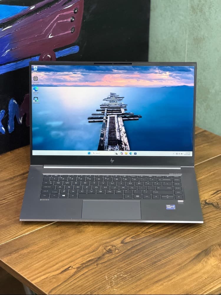 لپ تاپ اچ‌پی ZBook Studio G8 پردازنده Core i9 با ۳۲ گیگابایت رم و ۵۱۲ گیگابایت SSD
