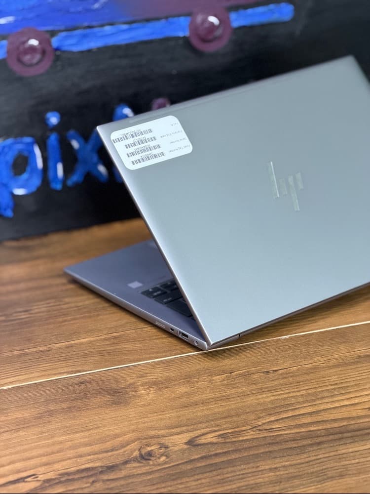 لپ تاپ اچ‌پی ZBook FireFly 14 G11 ظرفیت ۵۱۲ گیگابایت SSD با ۱۶ گیگابایت رم DDR5 و پردازندهR5 — تصویر ۵