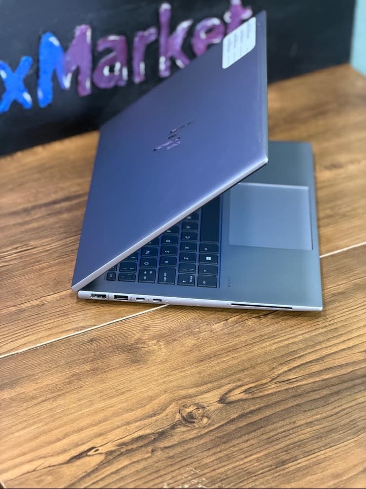 لپ تاپ اچ‌پی ZBook FireFly 14 G11 ظرفیت ۵۱۲ گیگابایت SSD با ۱۶ گیگابایت رم DDR5 و پردازندهR5 — تصویر ۶