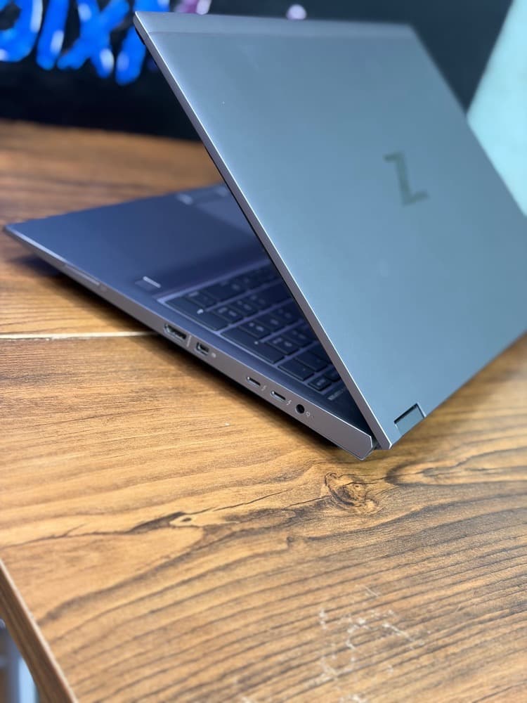 لپ تاپ اچ‌پی ZBook Fury G8 ظرفیت ۵۱۲ گیگابایت با رم ۱۶ گیگابایت و گرافیک ۶ گیگابایت RTX A3000 — تصویر ۵