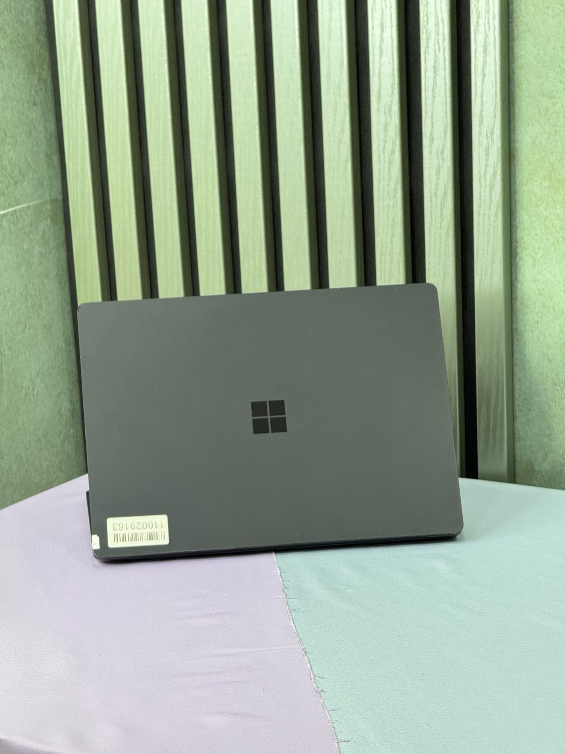 لپ تاپ مایکروسافت Surface Laptop 4 ظرفیت 512 گیگابایت با پردازنده Core i7 و رم ۱۶ گیگابایت سایز ۱۳.۵ اینچ