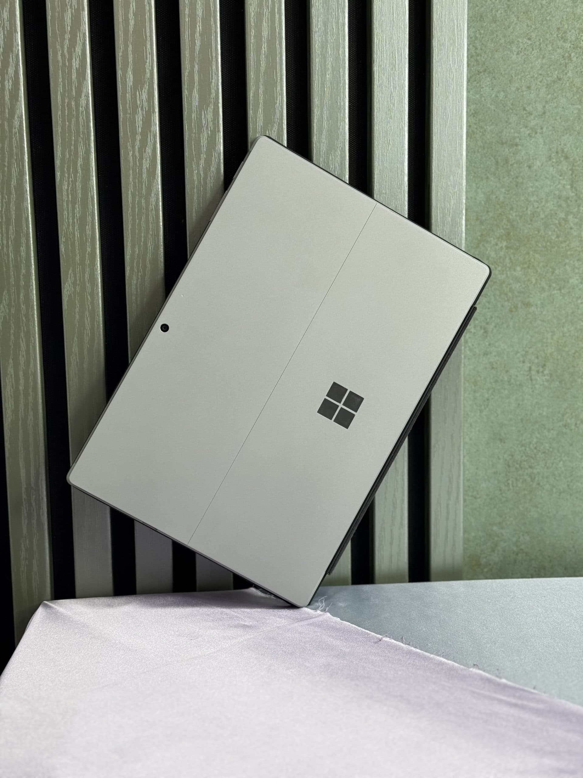 تبلت مایکروسافت کیبورد دار (استوک) Surface Pro 6 | 16GB RAM | 256GB | I5 — تصویر ۴