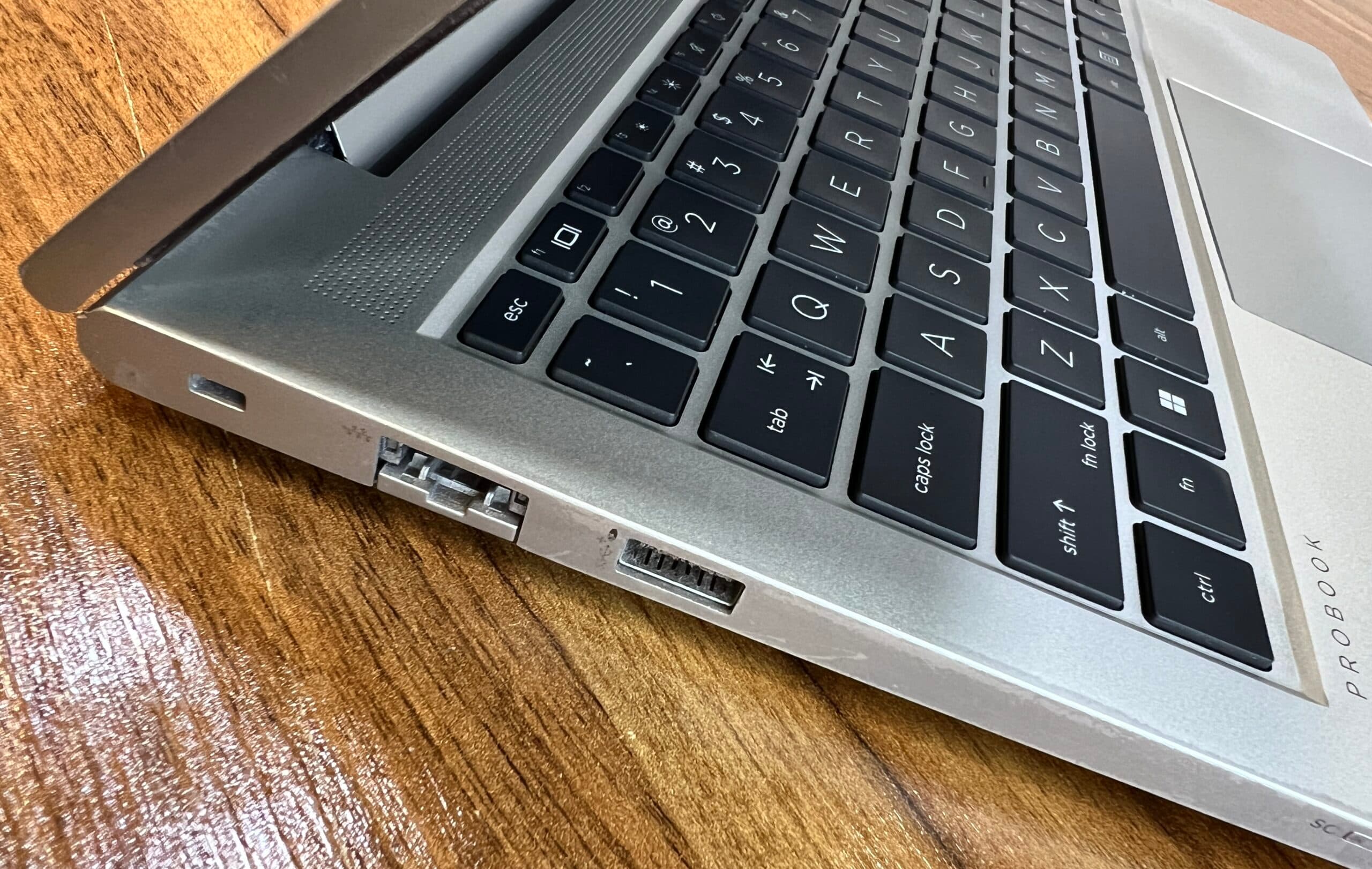 لپ تاپ استوک AMD A9، HP ProBook 455 G5، نسل 7، 15.6 اینچ — تصویر ۶
