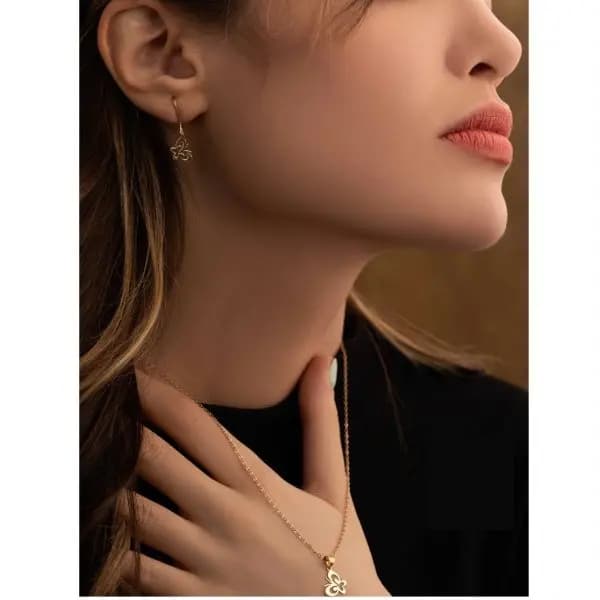 گوشواره پروانه ای طلا 0.52 گرم — تصویر ۲