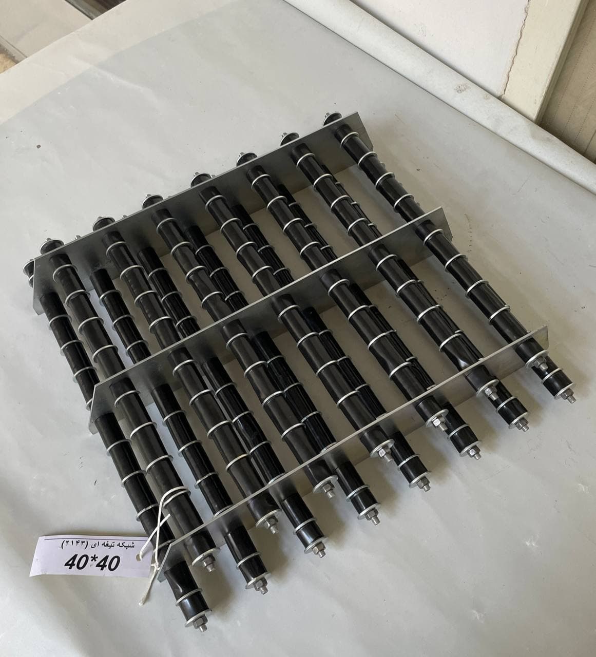 آهنربا شبکه مربع دوطبقه سایز 40×40 یک عددی — تصویر ۲