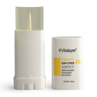 ضد آفتاب استیکی ویتامین سی SPF 50 ویتالیر مناسب انواع پوست — تصویر ۴