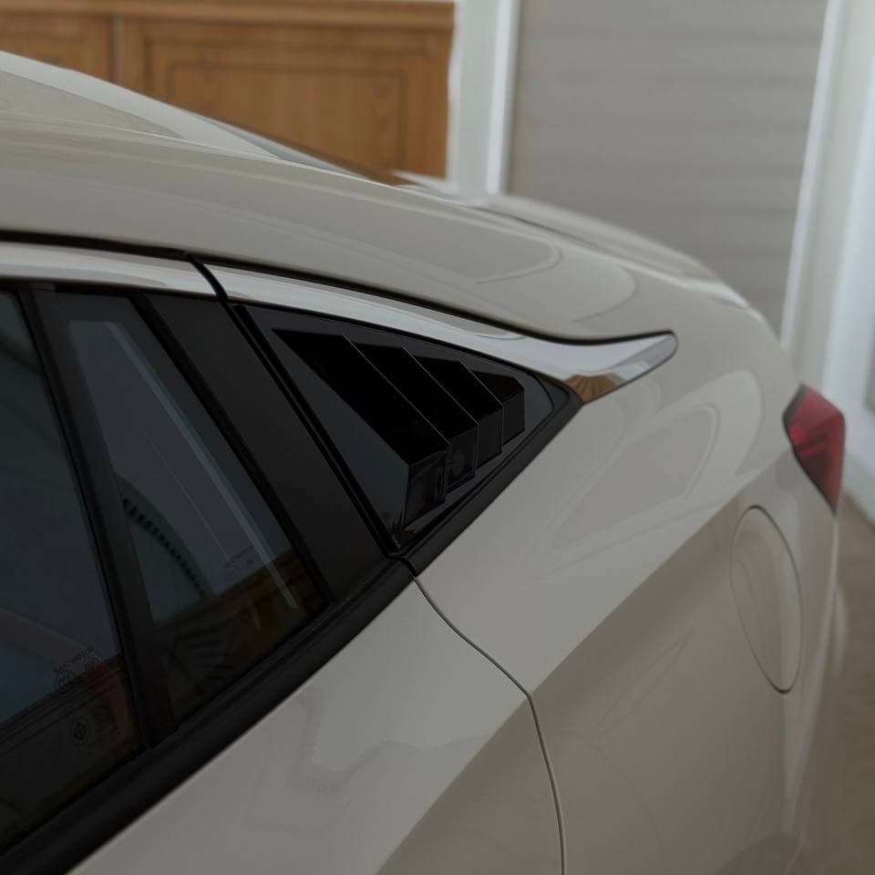 ست قاب آیینه و لچکی MG GT (طرح بتمن) — تصویر ۴