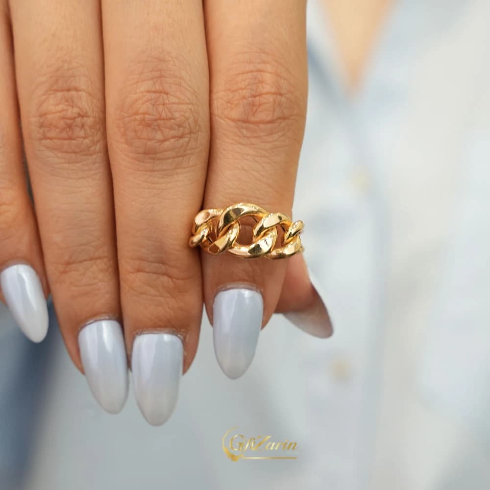 انگشتر طلا زنانه کارتیه R446 — تصویر ۳