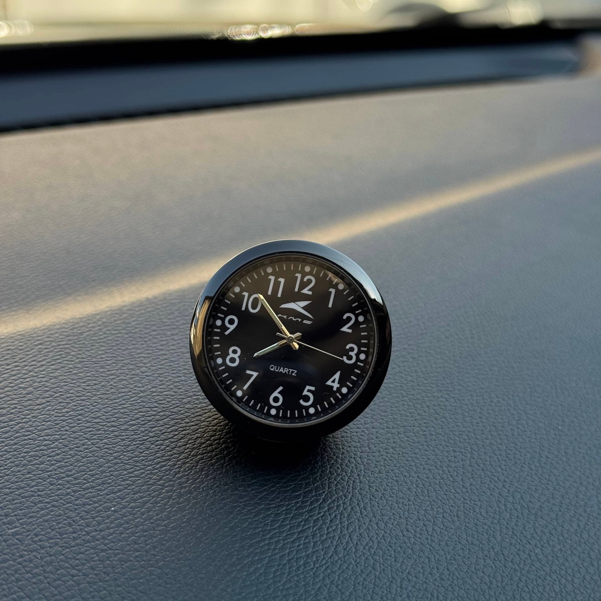 ساعت آنالوگ KMC — تصویر ۳