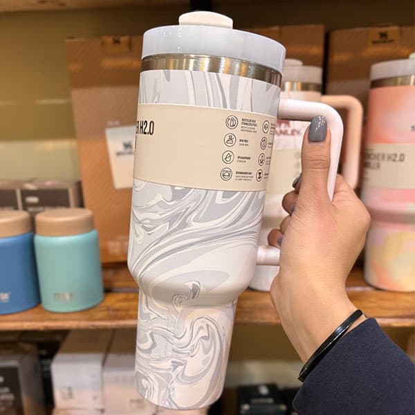تراول ماگ استنلی ماربل مدل QUENCHER H2O TUMBLER حجم 1.180 لیتر — تصویر ۳