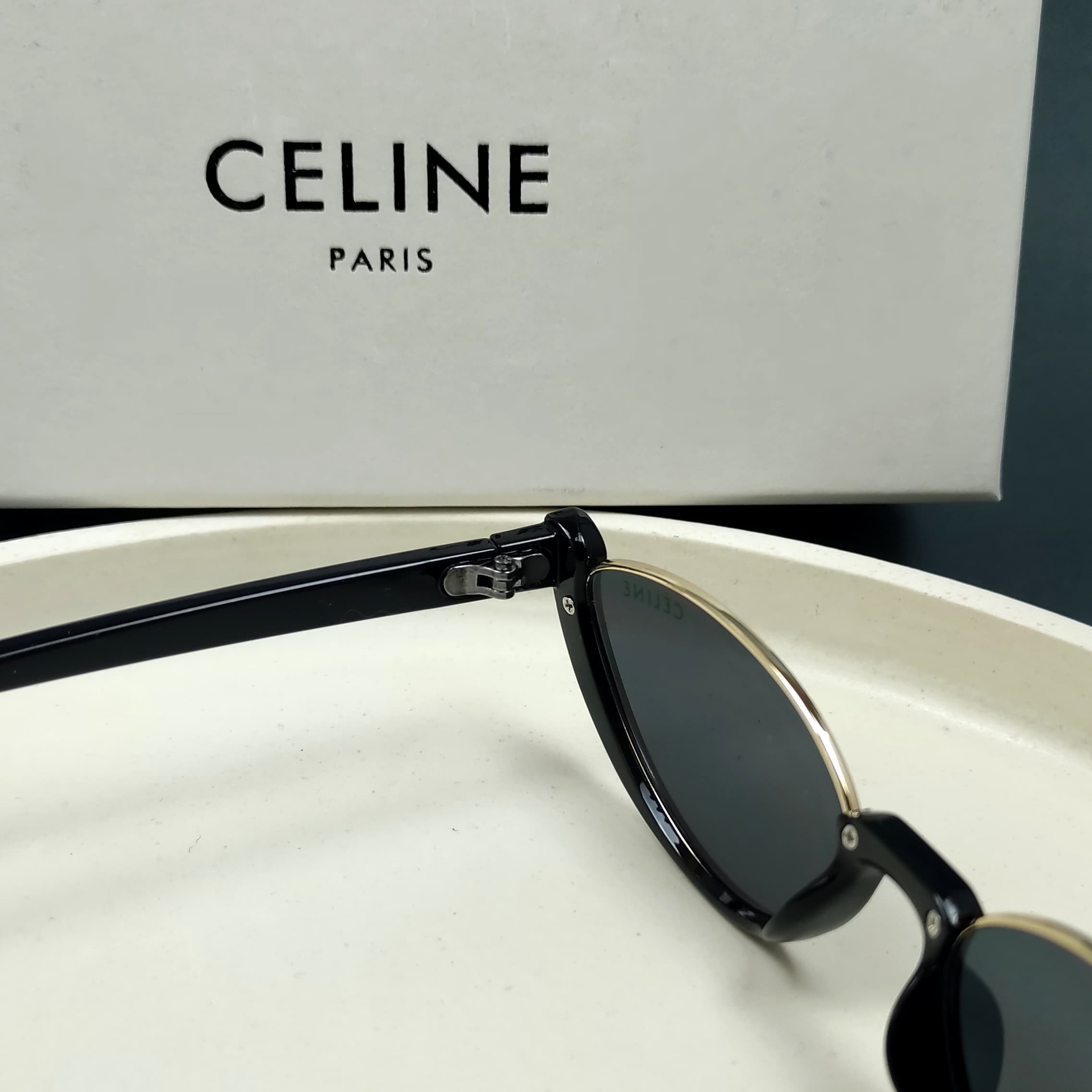 عینک آفتابی چشم گربه ای Celine مدل مارال — تصویر ۶