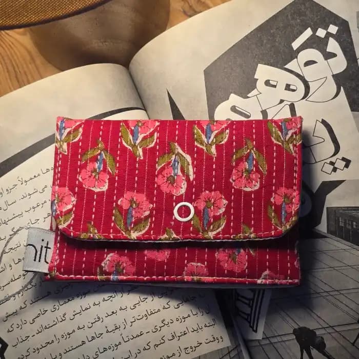 کیف جاکارتی قرمز طرح دار — تصویر ۲