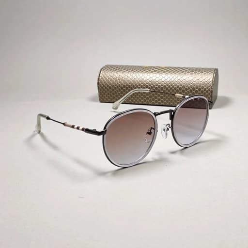 عینک آفتابی زنانه بربری Burberry(مناسب روز و شب) — تصویر ۷