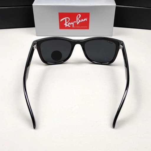 عینک آفتابی پلاریزه ریبن Rayban RB4105 — تصویر ۶