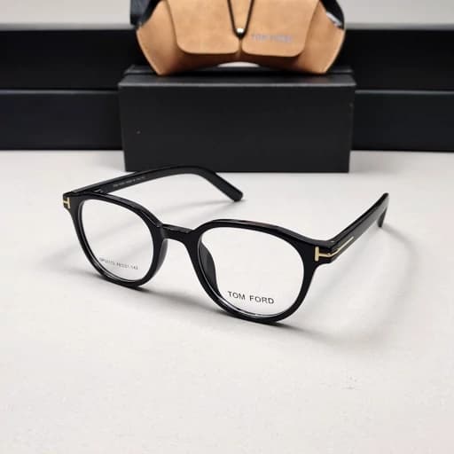فریم طبی عینک برند تام‌فورد Tom ford مدل GP23172 — تصویر ۳