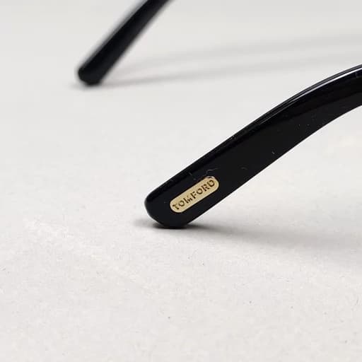 فریم طبی عینک برند تام‌فورد Tom ford مدل GP23172 — تصویر ۴