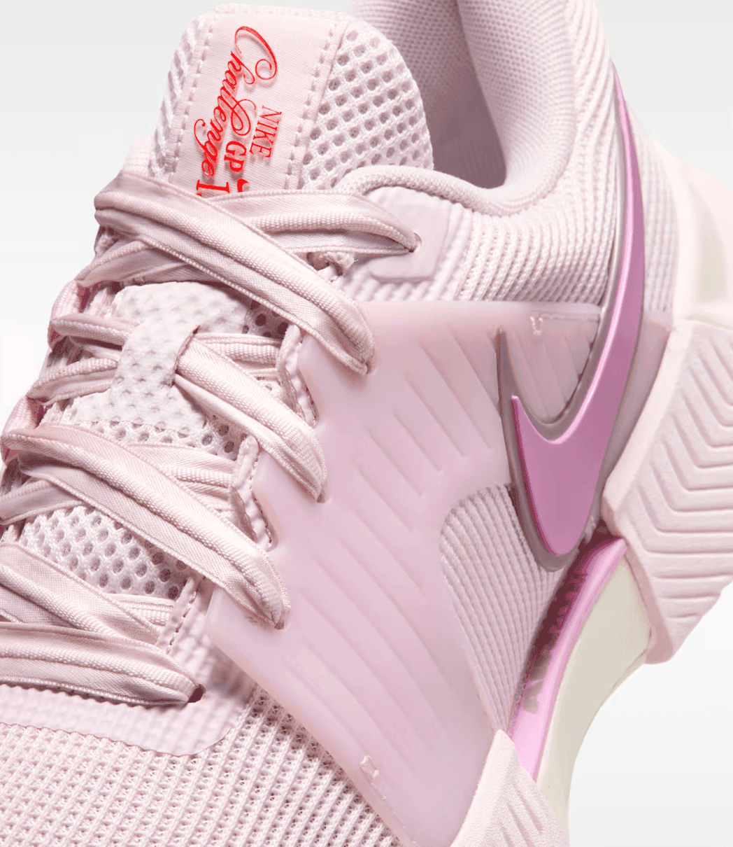 کفش تنیس زنانه نایک Nike GP Challenge 1.5 Premium – صورتی صدفی — تصویر ۸