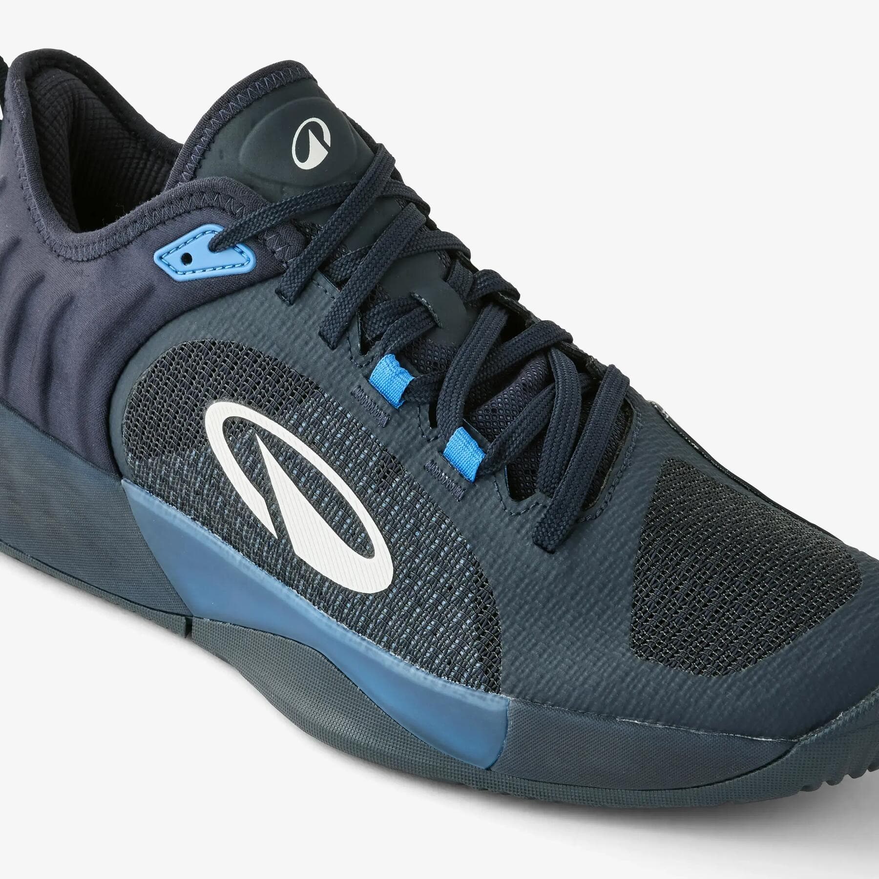 کفش تنیس مردانه دکتلون کویکما – Decathlon Unrupt Team – سرمه ای — تصویر ۵