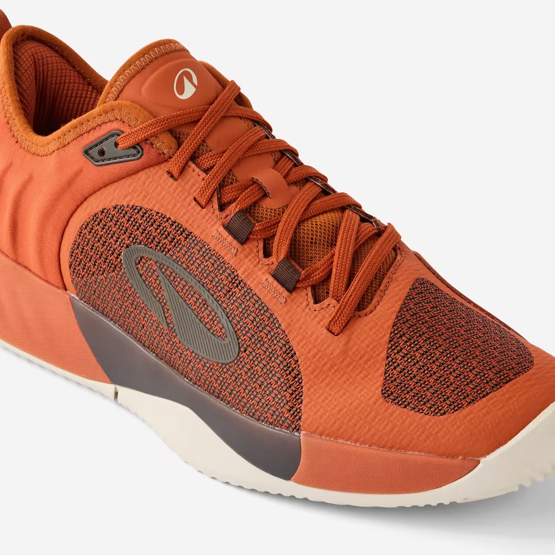 کفش تنیس مردانه دکتلون کویکما – Decathlon Unrupt Team Clay – قهوه ای/سفید — تصویر ۵