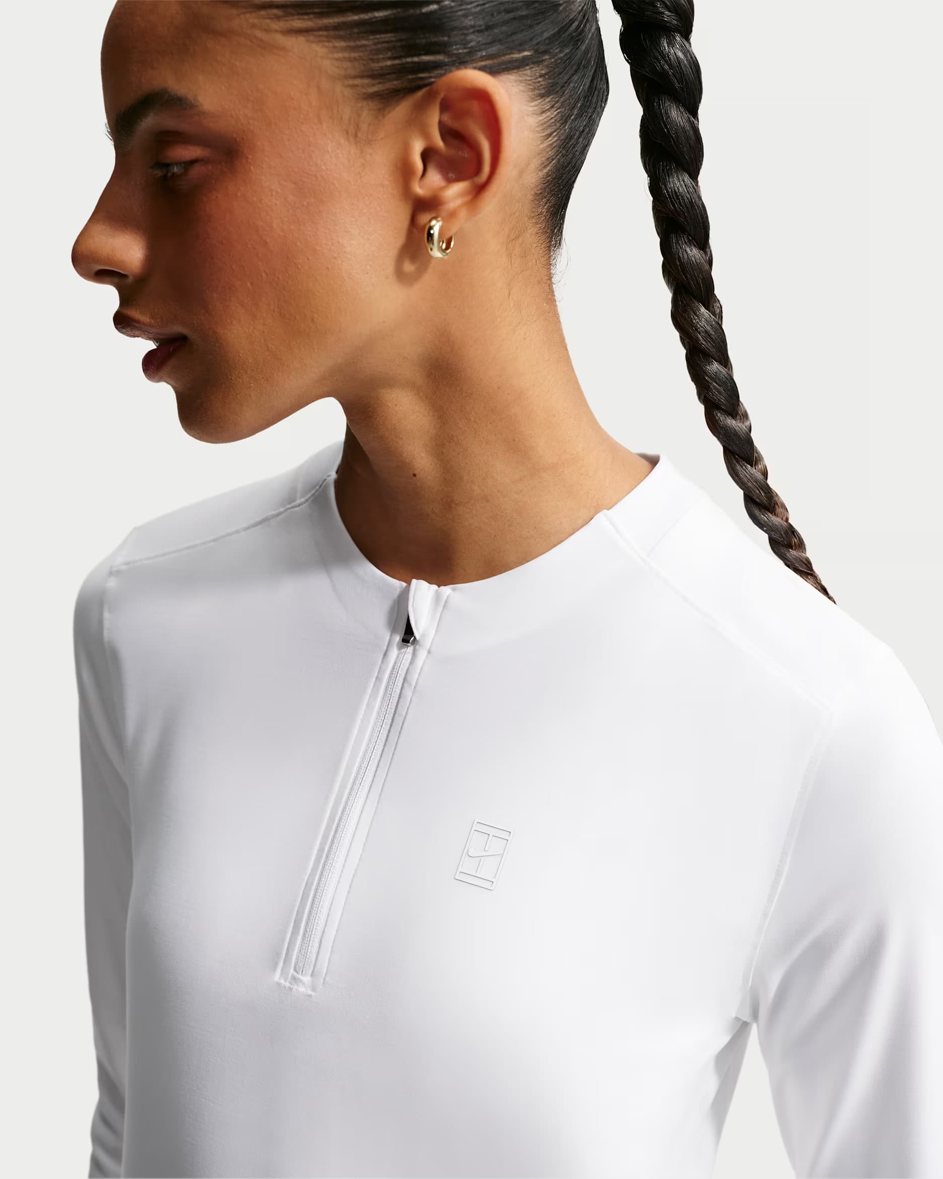 تی شرت تنیس زنانه نایک Nike Court Advantage Dri-FIT – سفید — تصویر ۴